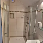 Dersch Konukevi 3*